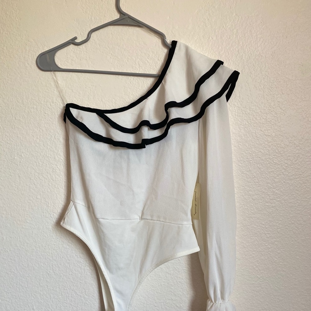One Shoulder Ruffled Bodysuit